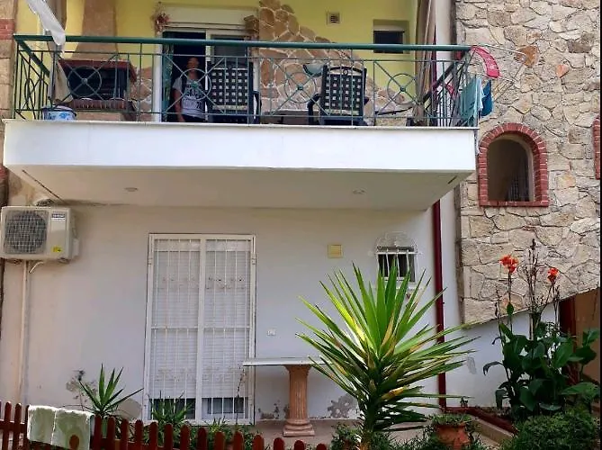 Blue Lagoon Apartamento Skála Foúrkas